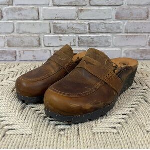 OTBT Brown Leather Mules